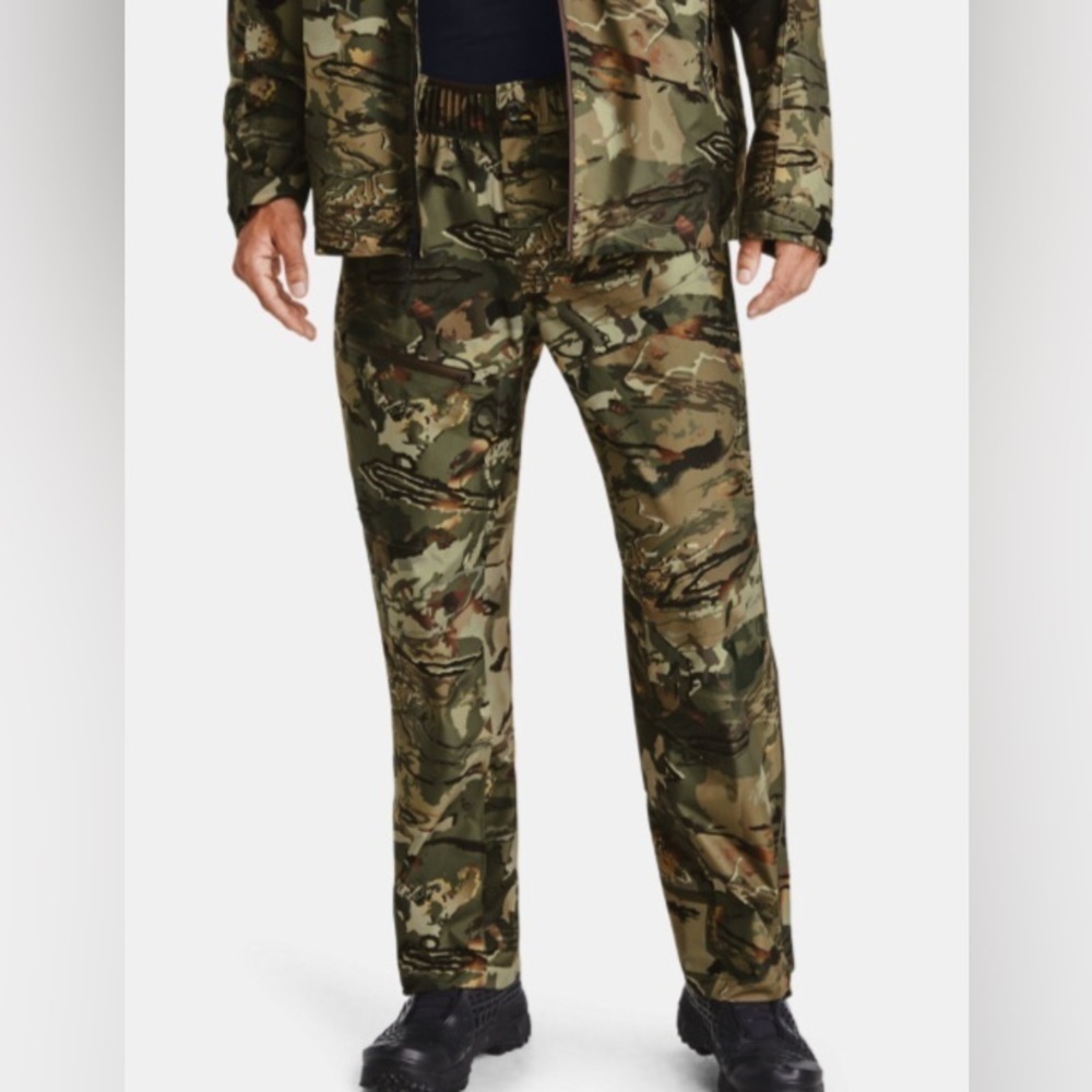 Under Armour Gore-Tex Essential Hybrid Pants Forest Camo | Small